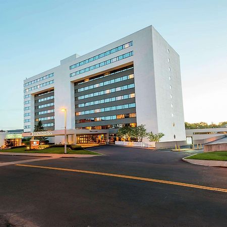 Doubletree By Hilton Binghamton Hotel Exterior foto