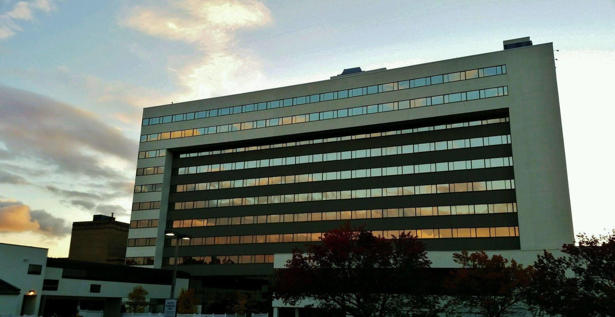 Doubletree By Hilton Binghamton Hotel Exterior foto